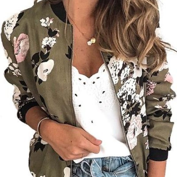 Supreme Jackets & Blazers - 🆕️Floral Printed Zip Up Bomber Jacket